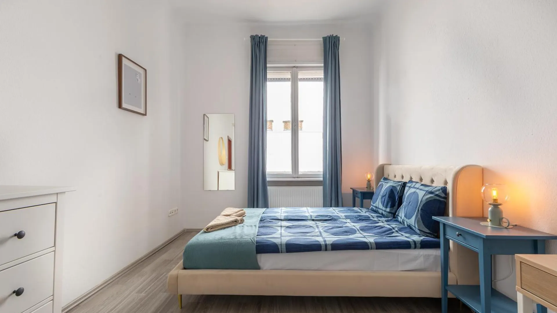 Vibrant Neighborhood Vibes Apartment Budapest