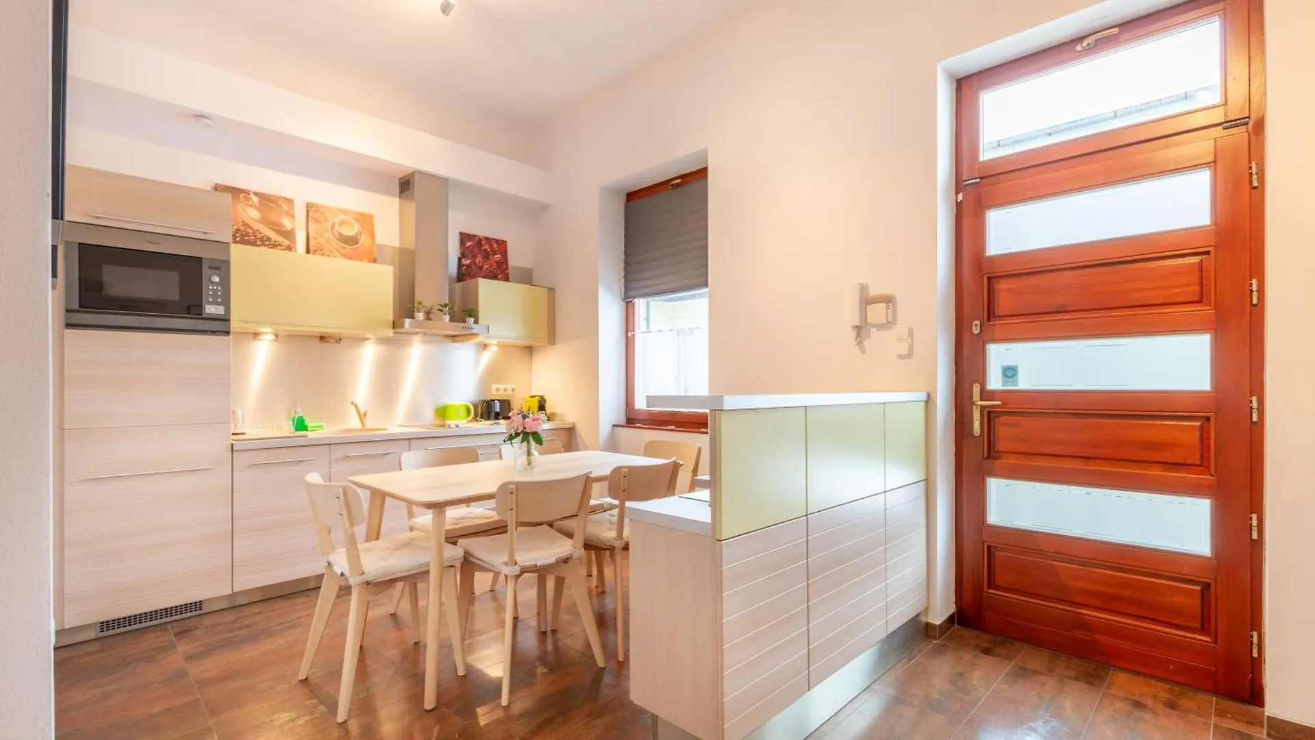 Vibrant Neighborhood Vibes Apartment Budapest
