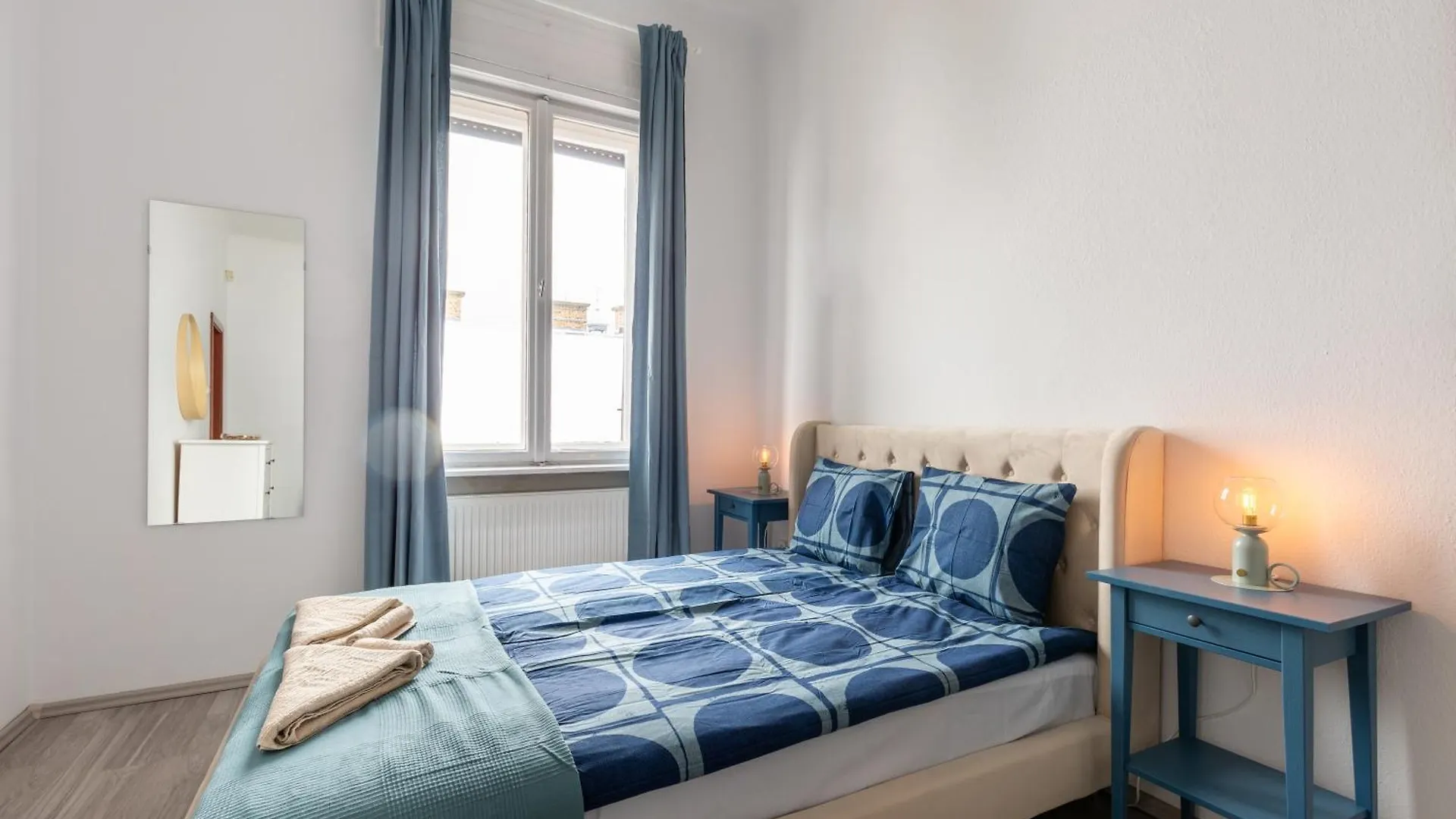 Vibrant Neighborhood Vibes Apartment Budapest